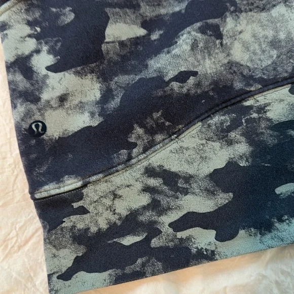 Lululemon Loungeful Cropped Hoodie Size 4 - Picture 8 of 8